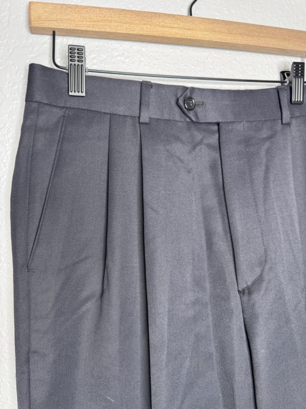 Louis Raphael Black Pleated Dress pants W 31' x Inseam 30" straight wool & poly - Picture 4 of 12